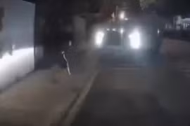 Điều tra vụ ô tô bán tải lao vào người dân sau mâu thuẫn tại quán karaoke