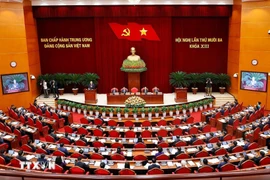 Thông cáo báo chí về ngày làm việc thứ nhất Hội nghị Trung ương 13