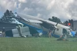 Mỹ: Máy bay chở 20 người bị rơi ở bang Tennessee, nhiều nạn nhân nhập viện