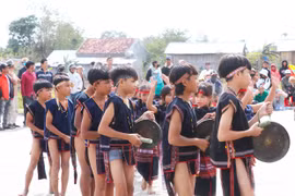 Cồng chiêng “nhí”: Nối dài mạch nguồn văn hóa