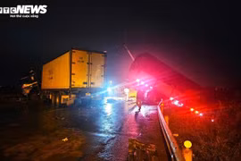 Nguyên nhân ban đầu vụ 3 xe tải tông liên hoàn, 5 người bị thương ở Bình Định