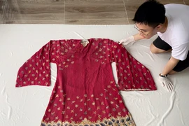 Sợi tơ mong manh kết nối trăm năm