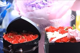 Thực đơn lễ tình nhân ngọt ngào thu hút du khách đến Hà Nội