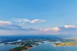 Hồ Plei Krông - “đóa hoa xanh” giữa đại ngàn