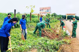 Giữ vững biên cương từ lòng dân