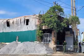 Cháy nhà lúc rạng sáng, 4 người trong một gia đình tử vong