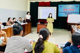 Cô đỡ thôn, bản chung tay vì sức khỏe cộng đồng