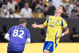 Ronaldo nói gì sau cú sốc lớn?