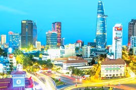 Điều chỉnh chính sách để nền kinh tế tăng tốc vững chắc