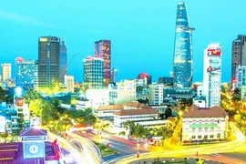 Điều chỉnh chính sách để nền kinh tế tăng tốc vững chắc