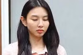 Hoa hậu Thùy Tiên bị tước danh hiệu Gương mặt trẻ Việt Nam tiêu biểu