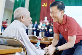 Dai-ichi Life Việt Nam hỗ trợ 3,8 tỷ đồng hỗ trợ người dân tái thiết cuộc sống sau thiên tai