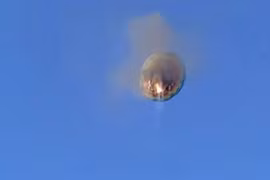 Brazil: Khinh khí cầu bốc cháy rơi xuống đất khiến ít nhất 8 người thiệt mạng