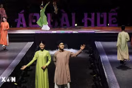 Đêm hội Áo dài Huế 2025 - Dòng chảy lịch sử và vẻ đẹp trường tồn