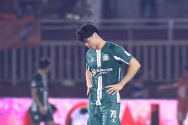 Bùi Tiến Dũng xuất sắc khiến Công Phượng thua trận đấu 10 tỷ đồng