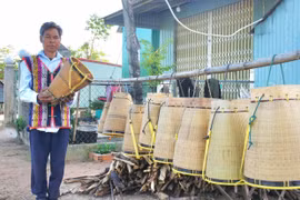 Hai cựu chiến binh Jrai bền bỉ cống hiến