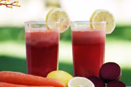 Bác sĩ 'bật mí' loại nước ép cực tốt cho làn da trong những ngày Tết