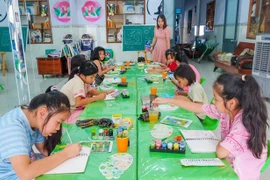 Mở lối vào thế giới sắc màu