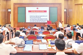 Bản lĩnh chính trị và năng lực tư duy lý luận