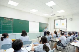 Bộ GD-ĐT đề xuất bỏ bằng tốt nghiệp THCS, hỗ trợ cơ sở vật chất cho trường tư