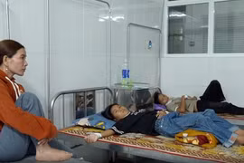 Vụ 40 học sinh nhập viện, bánh tày dương tính với vi khuẩn gây ngộ độc