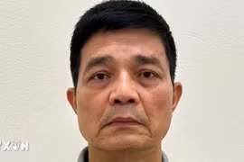 Khởi tố nguyên Cục trưởng Bộ Y tế Nguyễn Thanh Phong và 17 bị can khác