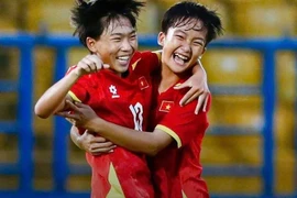 AFC gửi quà đặc biệt đến VFF và đội U.17 nữ Việt Nam