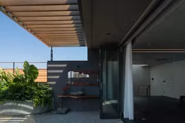 Cách sử dụng màu đen trong nội thất nhà phố