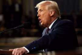 Mỹ đình chỉ mức thuế 25% với Canada và Mexico