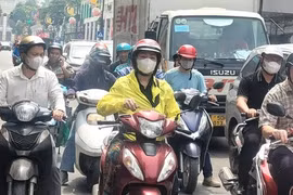 Kiểm định khí thải xe: Cần lộ trình phù hợp