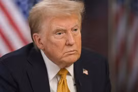 Tổng thống Donald Trump không loại trừ vũ lực để '100% có được Greenland'