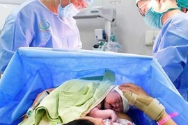 Đặt con người vào trung tâm chính sách