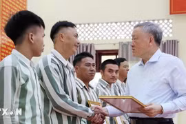 Phó Thủ tướng: Tạo điều kiện để người được đặc xá nhanh chóng hòa nhập cộng đồng