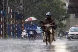 Khu vực Tây Nguyên và Nam Bộ đề phòng mưa lớn, lốc, sét, mưa đá và gió giật mạnh