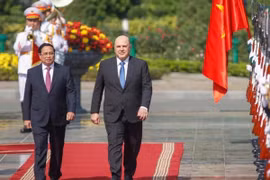 Thủ tướng Phạm Minh Chính chủ trì lễ đón Thủ tướng Nga Mikhail Mishustin