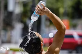 Thời tiết ngày 20/6: Từ Thanh Hóa đến Huế nắng nóng gay gắt, có nơi trên 37 độ C