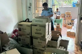 Đắk Lắk: Phát hiện nhiều cơ sở bán dược liệu, mỹ phẩm, hàng hóa trôi nổi
