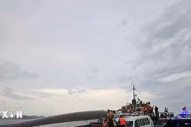 Vụ lật tàu trên vịnh Hạ Long: Lời cảnh tỉnh đắt giá!