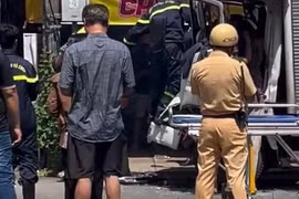 Điều động 20 cảnh sát trong vụ 2 tài xế mắc kẹt trong cabin ở TP HCM