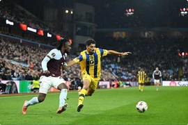 Europa League: Aston Villa thắng Maccabi Tel Aviv, kỳ tích bùng nổ ở Villa Park