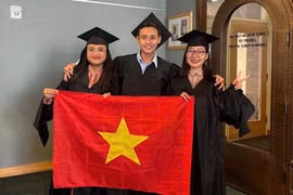 Mặt trời trong bóng đêm