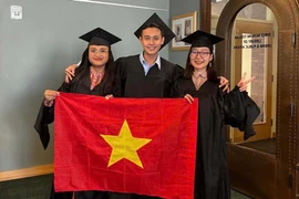 Mặt trời trong bóng đêm