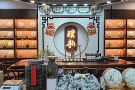 Nơi trà kể chuyện, người giữ hồn thời gian