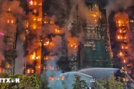 Vụ cháy chung cư ở Hong Kong: Chưa có thông tin về nạn nhân là người Việt Nam