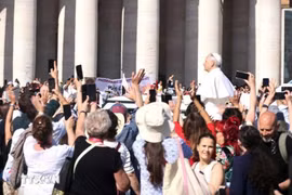 Trang trọng thánh lễ nhậm chức của Giáo hoàng Leo XIV