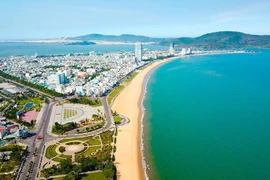 Cùng hành động vì sự hưng thịnh của quê hương, đất nước