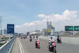 Tháng 4, nắng nóng gay gắt diễn ra trên diện rộng