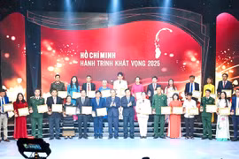 Làm theo Bác bằng những việc bền bỉ vì dân