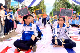 Sôi nổi sân chơi “Tìm về di sản”