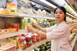 Từ ngày 1-7, hàng hóa dưới 20 triệu đồng phải có chứng từ thanh toán không dùng tiền mặt mới được khấu trừ thuế